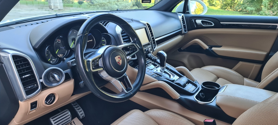 2016 Porsche Cayenne, Se Hybrid