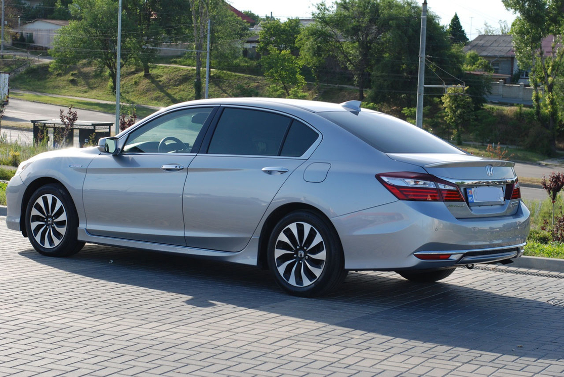 2017 Honda Accord Hybrid Touring